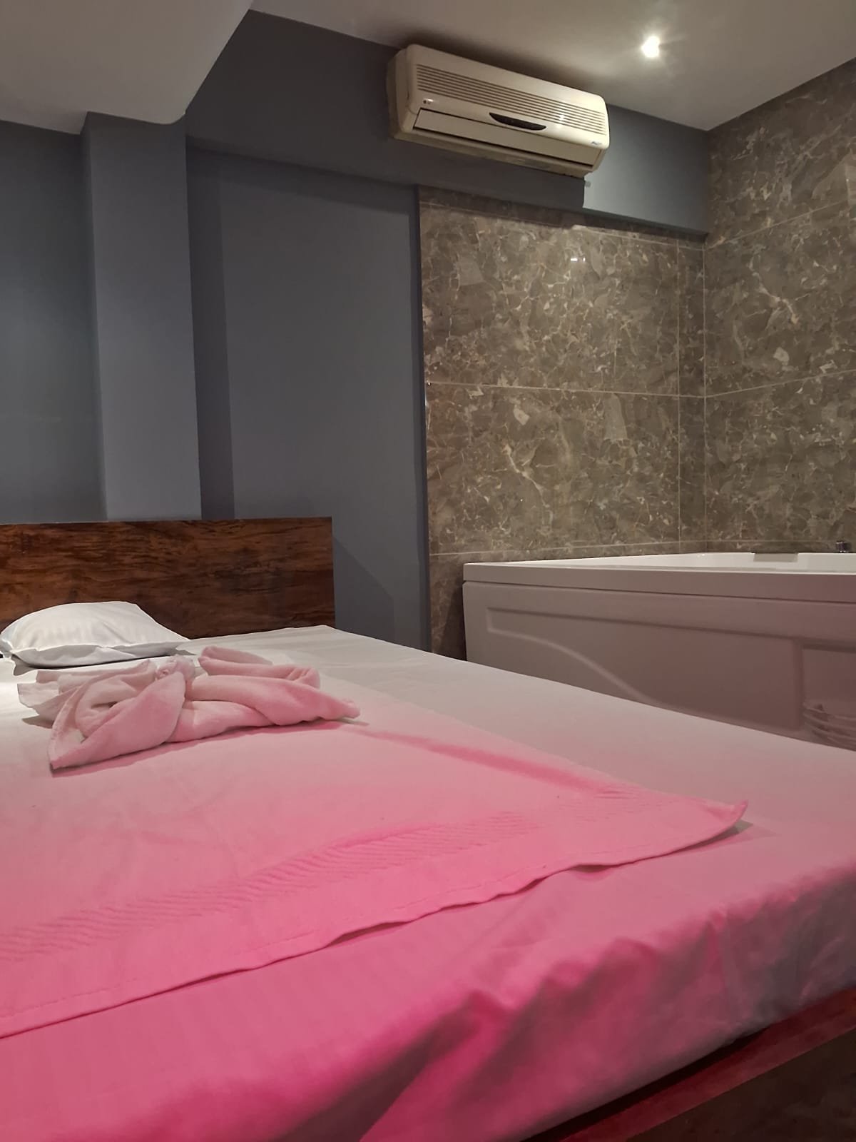 Medis Spa Room 4